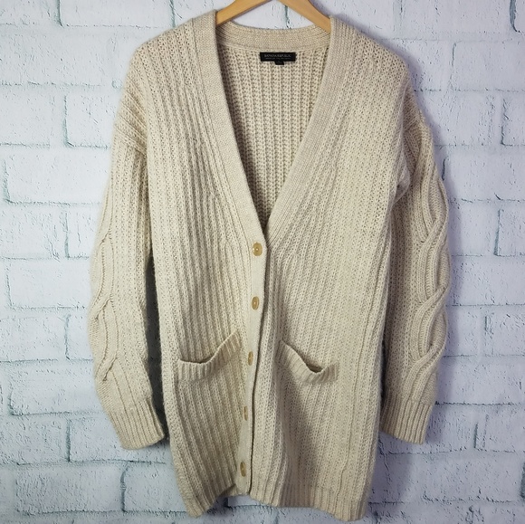 Banana Republic Sweaters - Banana Republic Italian Yarn Cardigan